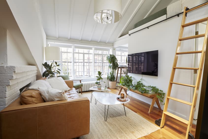 This Renter Wasn't Impressed by His NYC Loft — Until He Saw It on AT